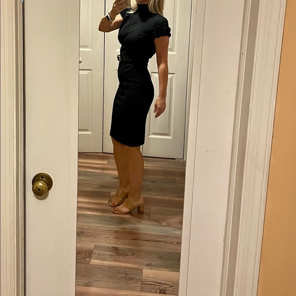 Stunning, Black dress - perfect for wedding or date night on the town 🎉